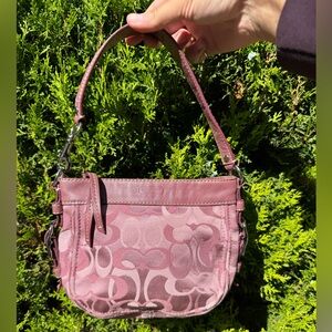 Pink 2010 Coach mini purse D1082-F44109